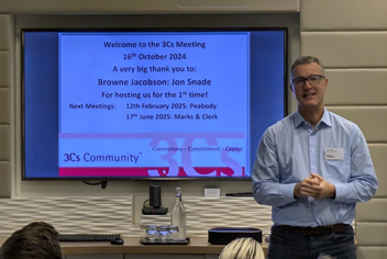 Jon Snade